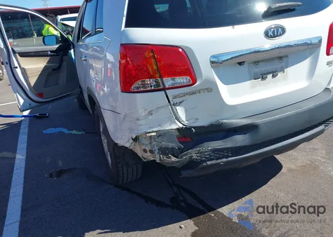 2013 Kia Sorento Lx z USA, uszkodzony, nr VIN 5XYKT3A66DG379784